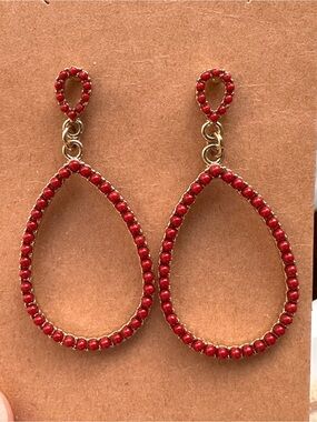 Red Teardrop Beaded Dangle Earrings With Gold Tone